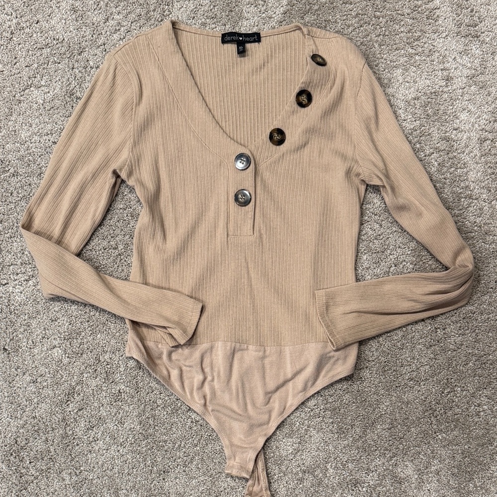 Derek Heart Beige Buttoned Long Sleeve Bodysuit